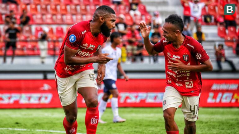 Hasil BRI Liga 1: Jefferson Bikin Brace, Bali United Kandaskan 10 Pemain Arema FC